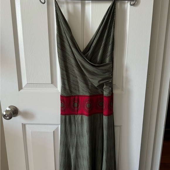 BCBG S Drop Waist Spaghetti Straps, Draped Front and Back making it V Neck NWOT - Picture 11 of 16
